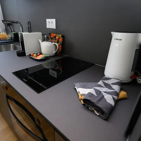 Guezt Dobanovacka 93a * Belgrád