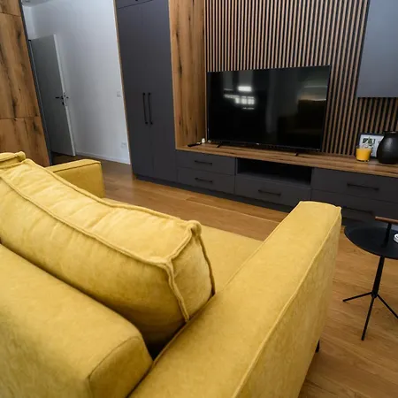 Guezt Dobanovacka 93a *