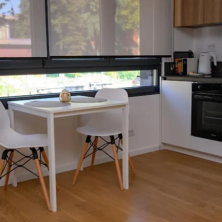 Guezt Dobanovacka 93a Apartman *