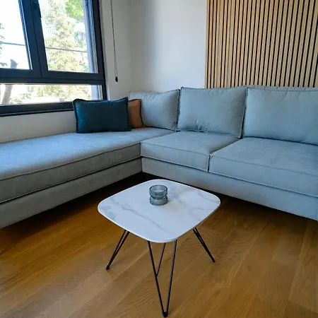 Guezt Dobanovacka 93a Apartment Belgrade