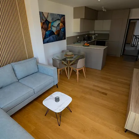 Apartman Guezt Dobanovacka 93a