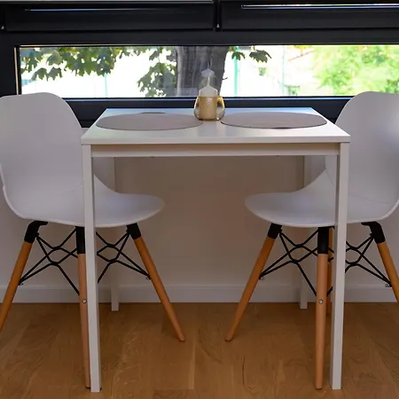 Guezt Dobanovacka 93a *