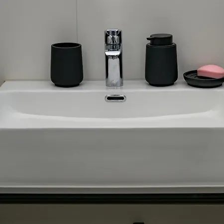 Apartment Guezt Dobanovacka 93a